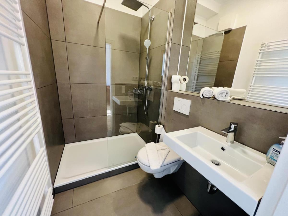 Ferienwohnung Seeterrasse Росток Екстериор снимка